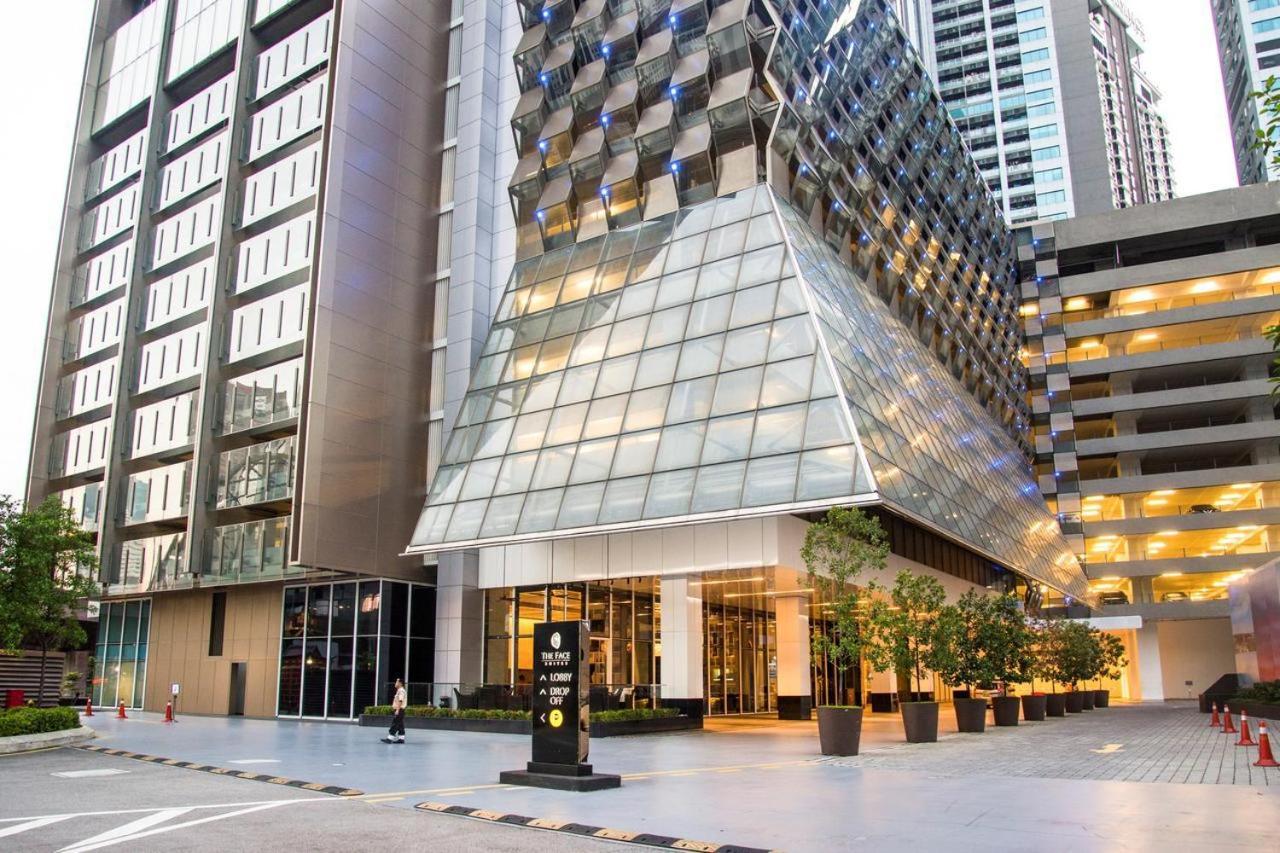 The Platinum Klcc Suites By Whitfield Kuala Lumpur Bagian luar foto