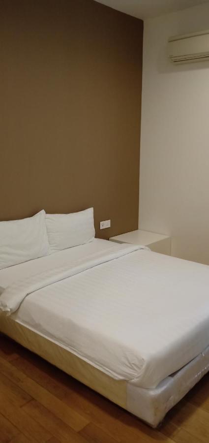 The Platinum Klcc Suites By Whitfield Kuala Lumpur Bagian luar foto